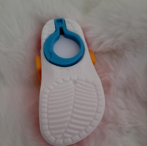 McDonald's 2024  Mini Crocs Keychain Kid's Toy. - Picture 3 of 4